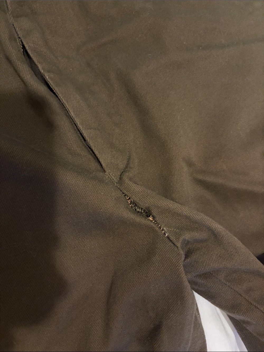 Uniqlo U Wide Fit Chinos - Dark Brown size 33 - Seam open in crotch area